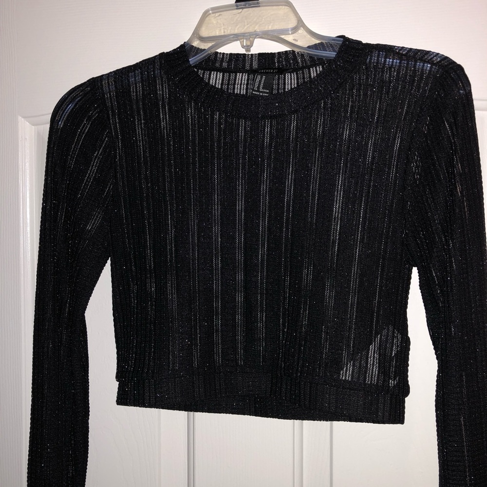 Black crop top